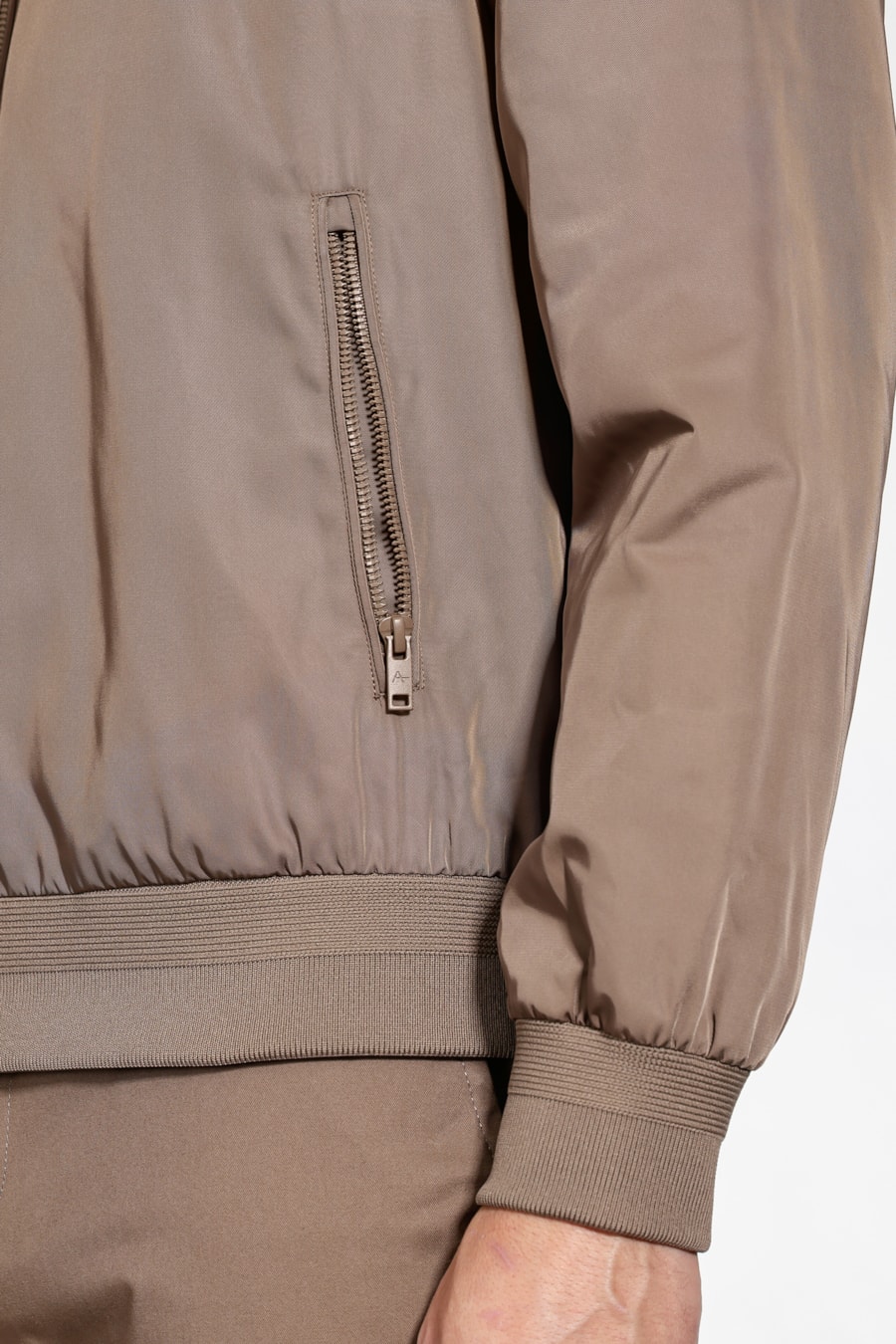 Jaqueta Bomber Nylon Liquid Repeller Charuto — foto 4 de 7