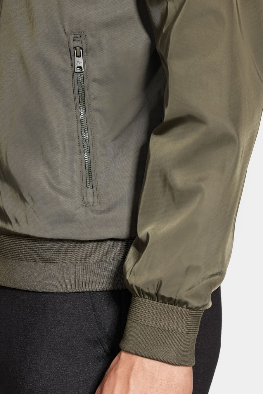 Jaqueta Bomber Nylon Liquid Repeller Verde — foto 4 de 7