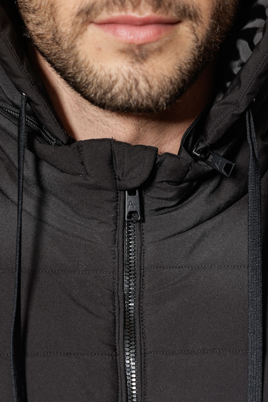 Jaqueta Nylon Knit Liquid Repeller Preto — foto 4 de 10