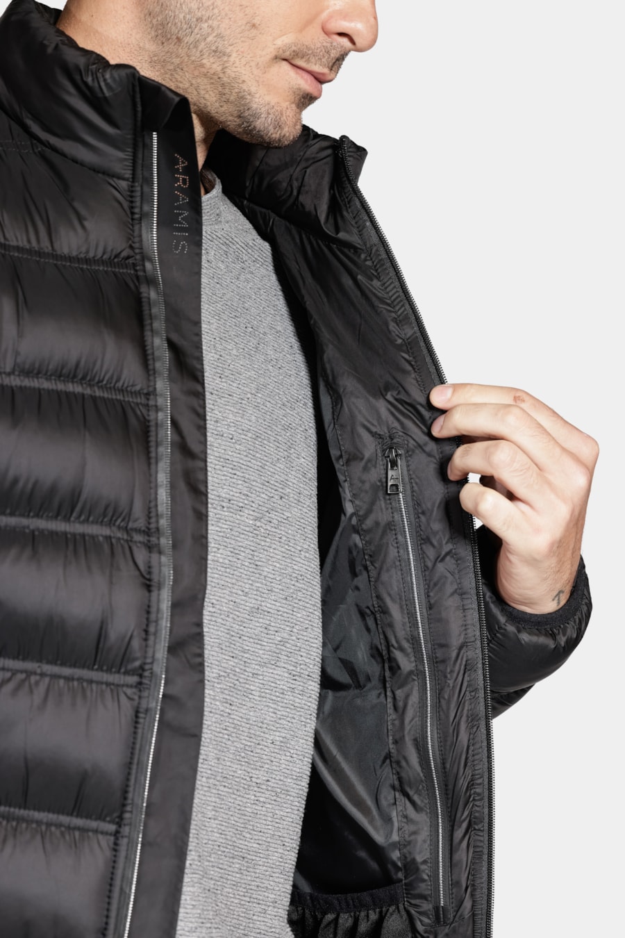 Jaqueta Puffer Rip Stop Liquid Repeller Preto — foto 6 de 10