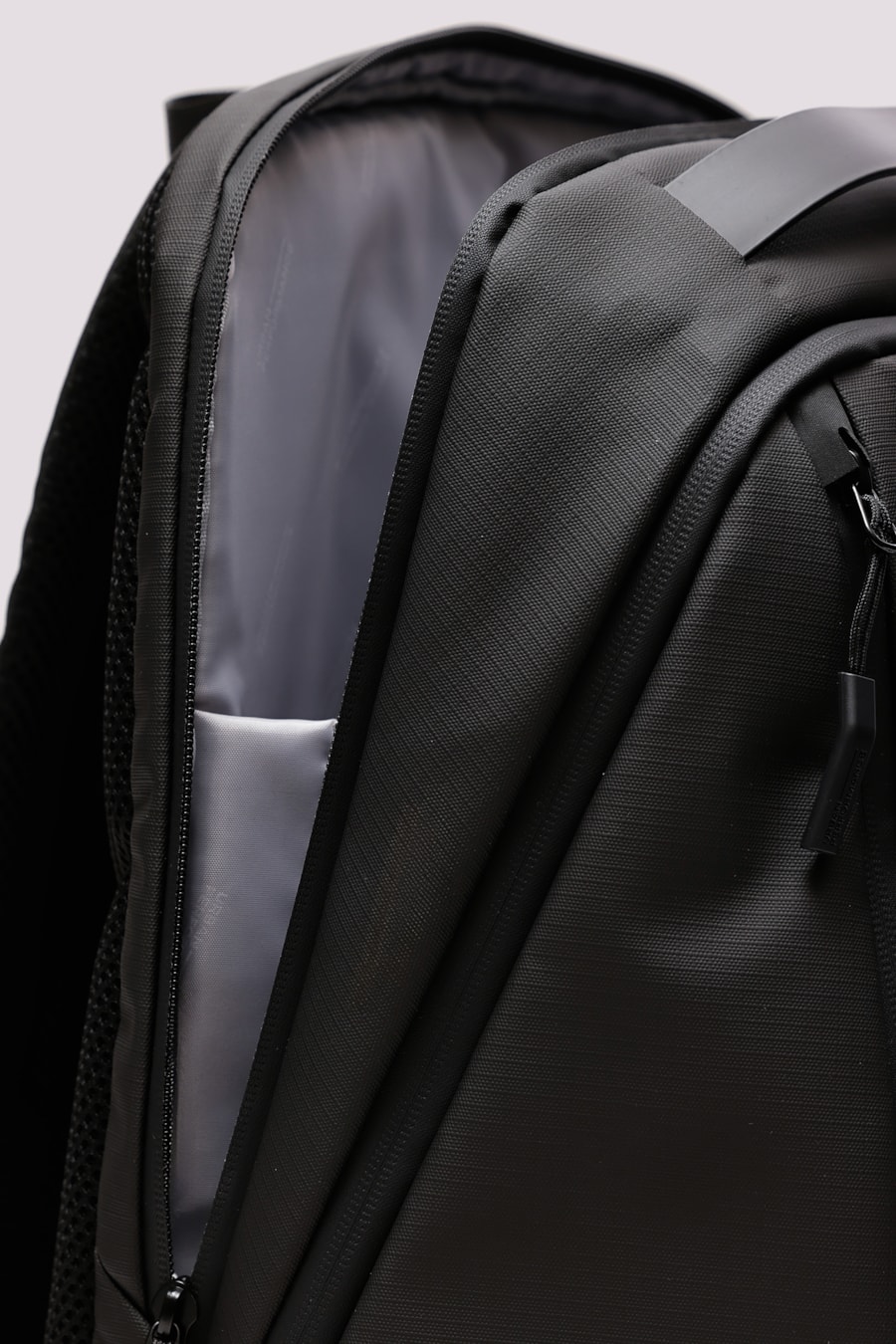 Mochila Everyday Com Usb Preto — foto 12 de 14