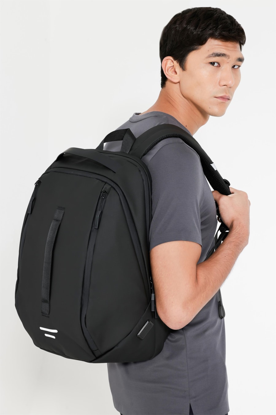 Mochila Everyday Com Usb Preto — foto 2 de 14