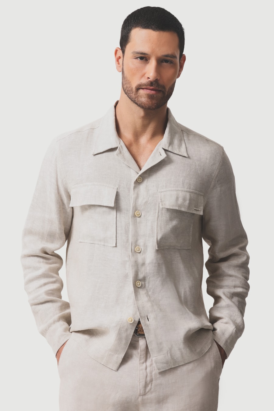 Overshirt Manga Longa Super Linho Dois Bolsos Natural — foto 1 de 6