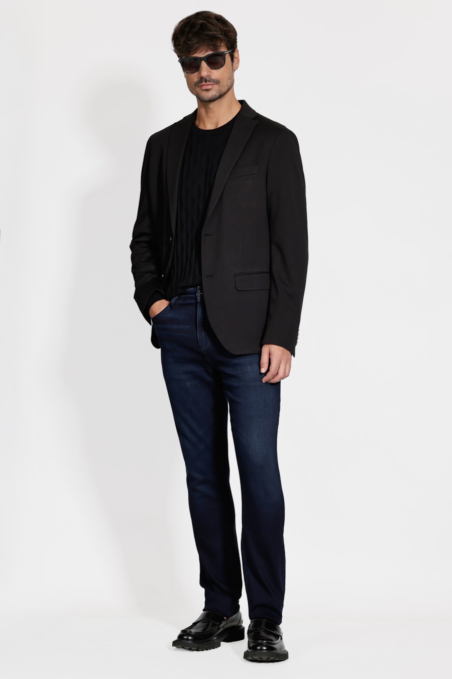 Paletó Malha Super Slim Preto — foto 2 de 6