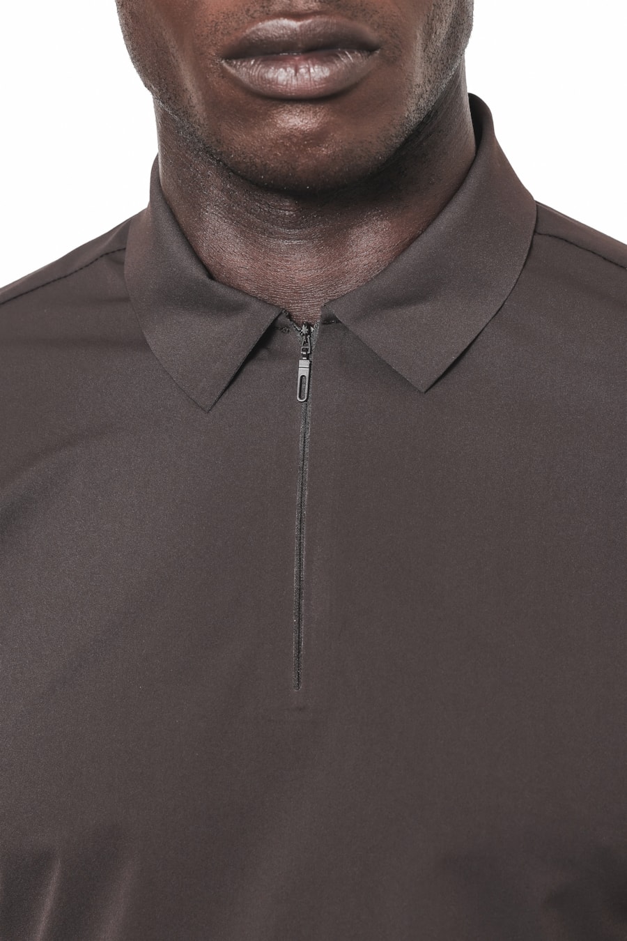 Polo Fusionada Com Zíper Bonded Castor — foto 3 de 8