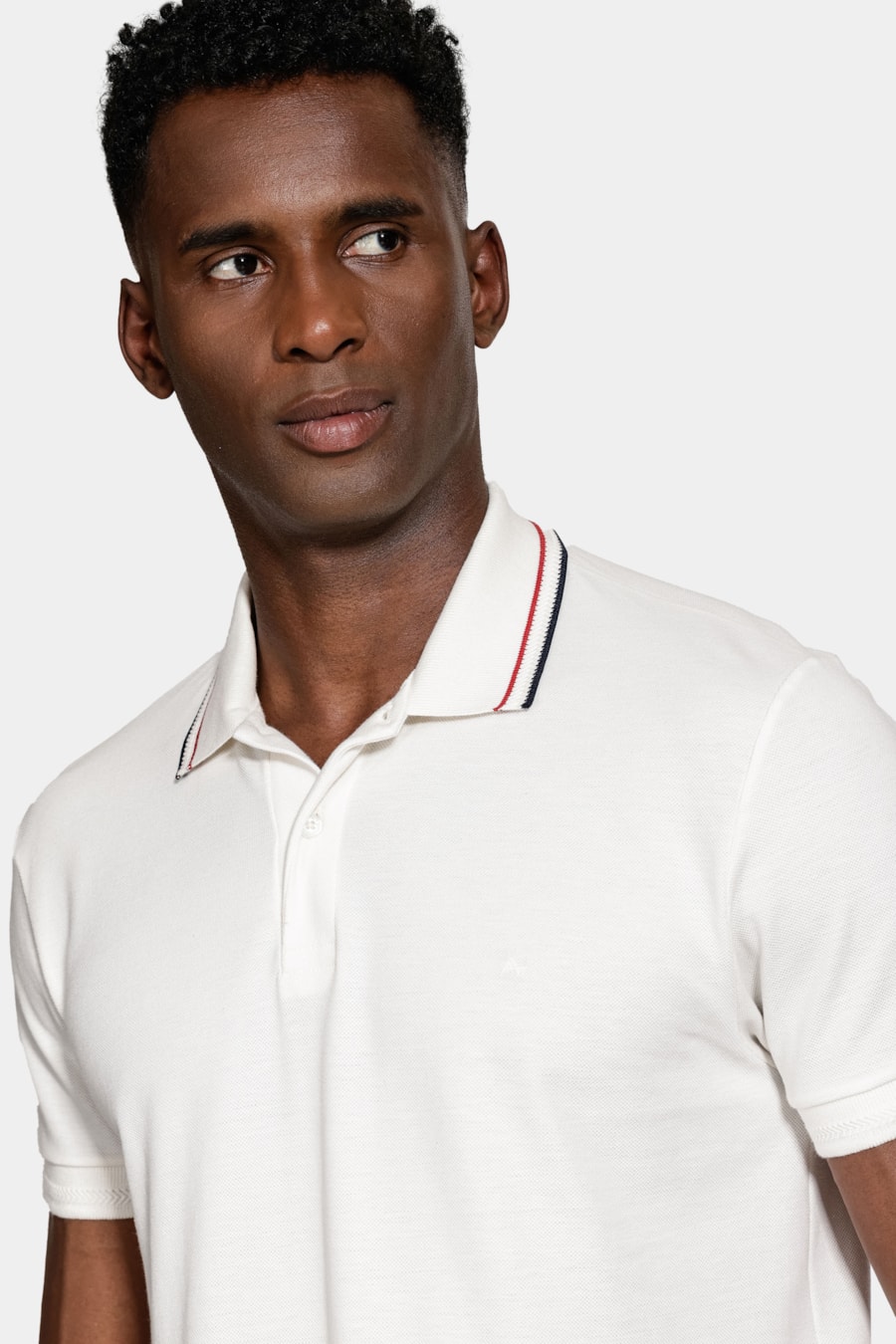 Polo Manga Curta Algodão Piquet Off White — foto 3 de 5