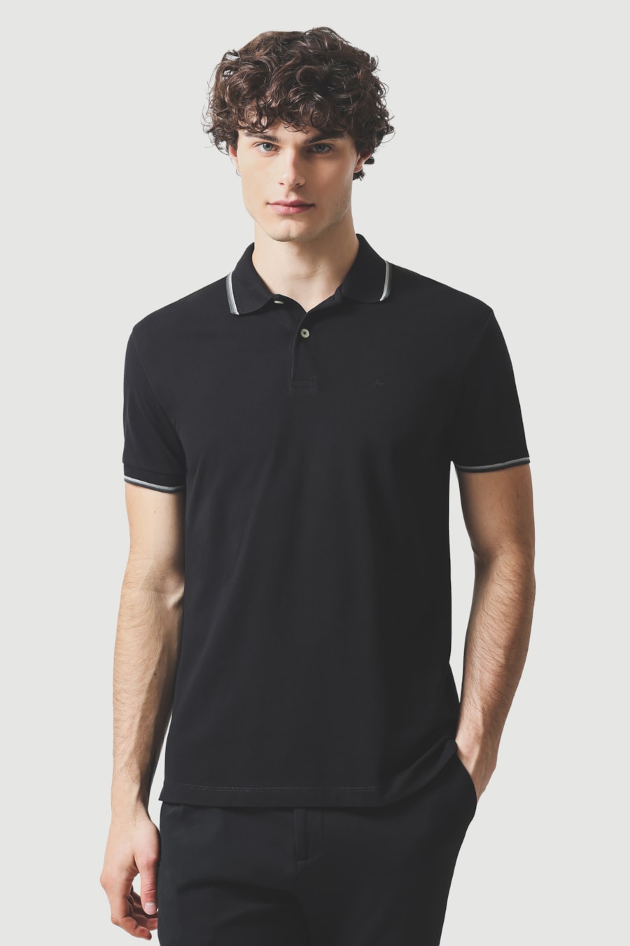 Polo Manga Curta Básica 4 Frisos Preto — foto 1 de 5