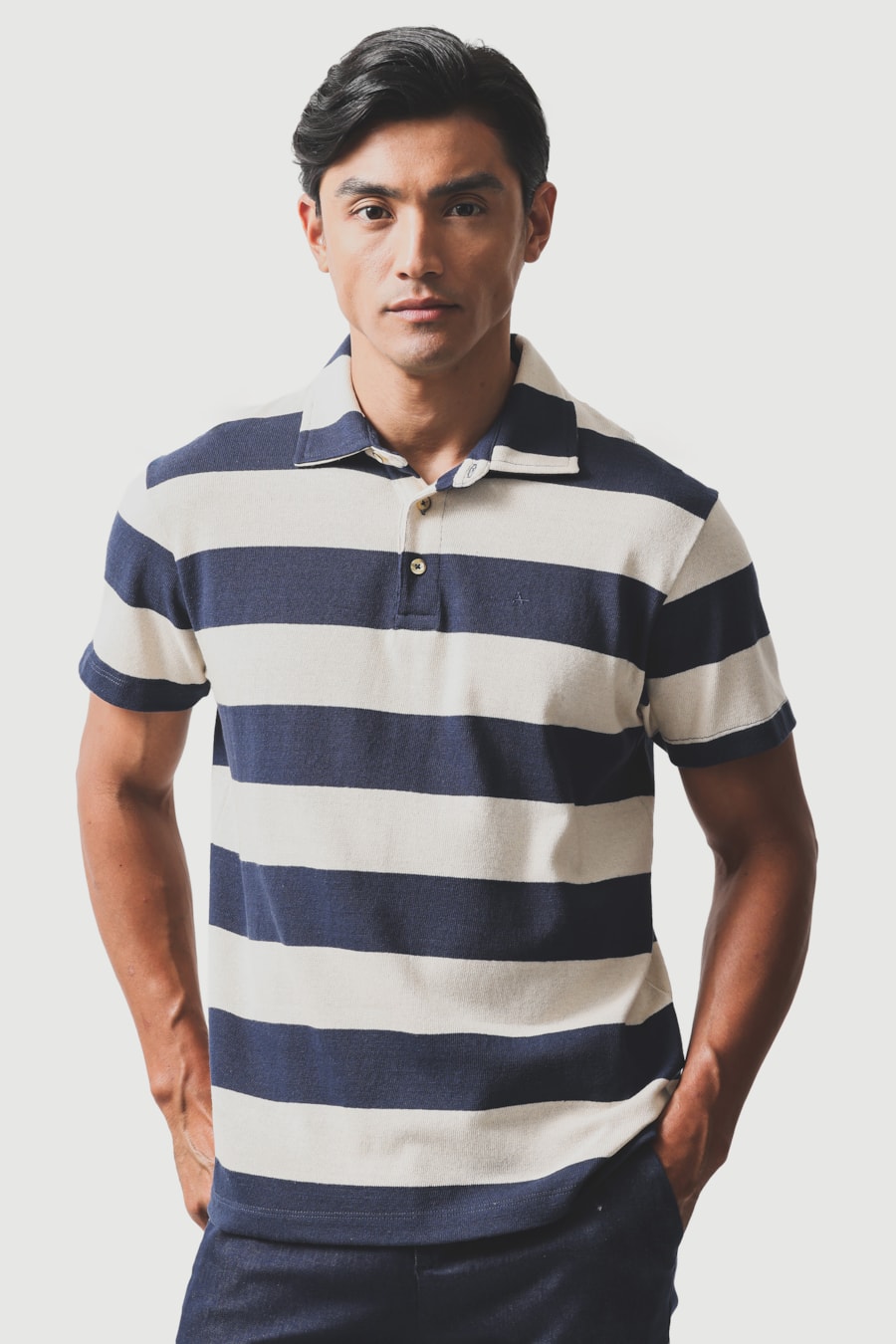 Polo Manga Curta em Tricot Listrado Agave C/ Natural 118 — foto 1 de 5