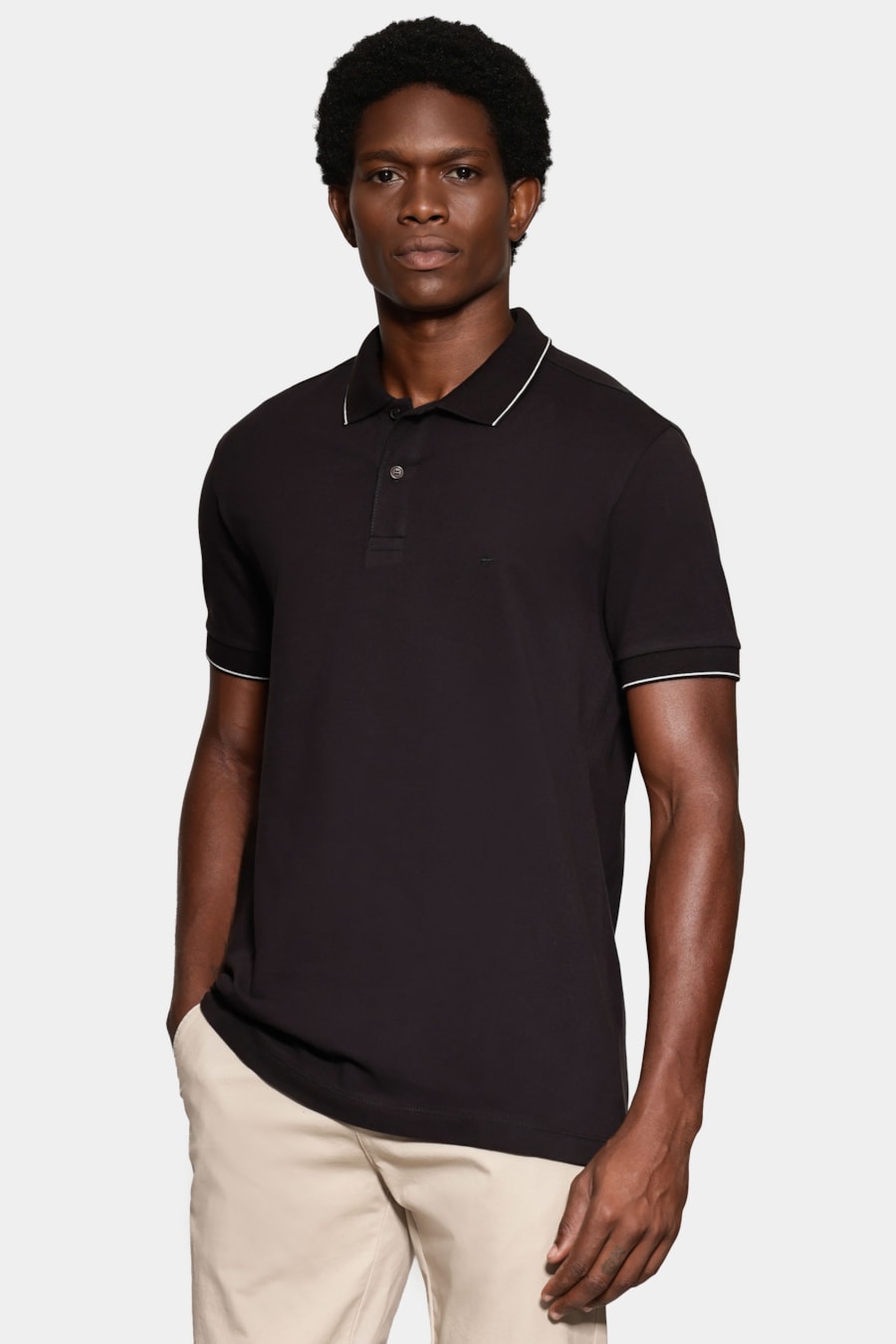 Polo Manga Curta Friso Fino Gola Preto — foto 1 de 5
