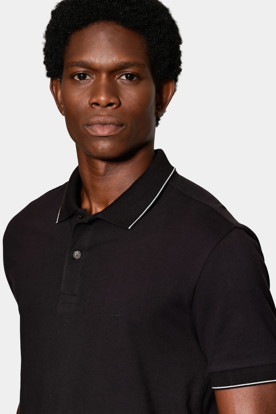 Polo Manga Curta Friso Fino Gola Preto — foto 3 de 5