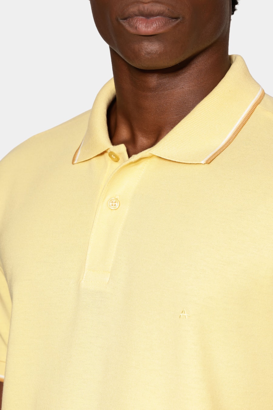 Polo Manga Curta Friso Gola Amarelo Medio — foto 3 de 5