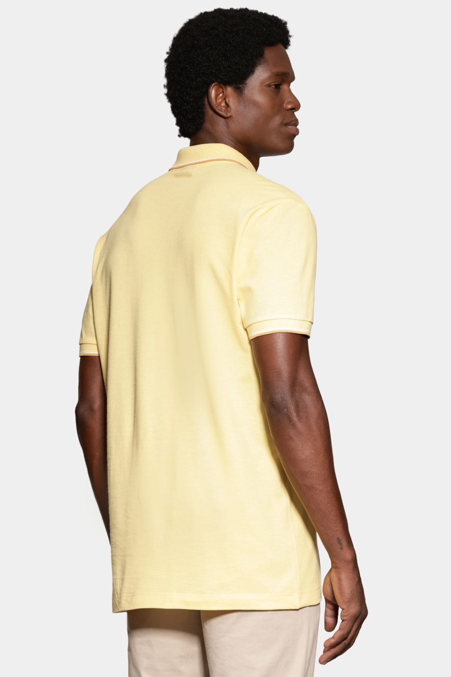 Polo Manga Curta Friso Gola Amarelo Medio — foto 4 de 5
