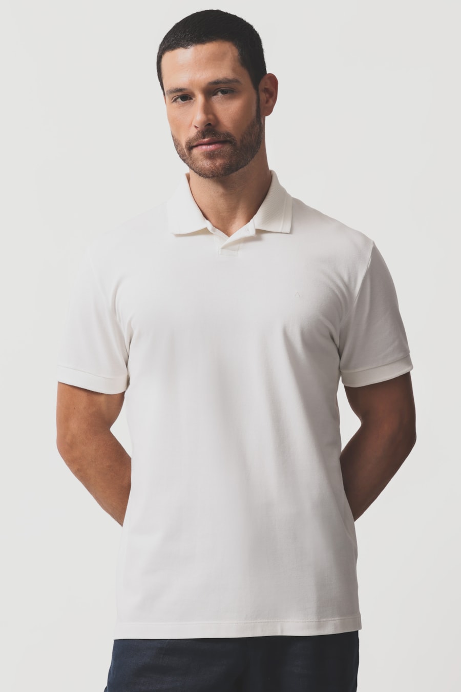 Polo Manga Curta Gola Frisos Off White — foto 1 de 5