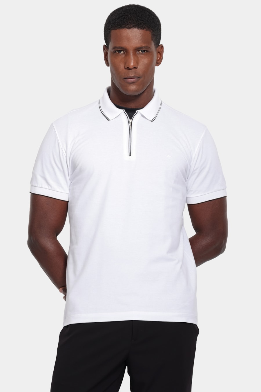 Polo Manga Curta Meio Ziper Gola Friso Branco — foto 1 de 5