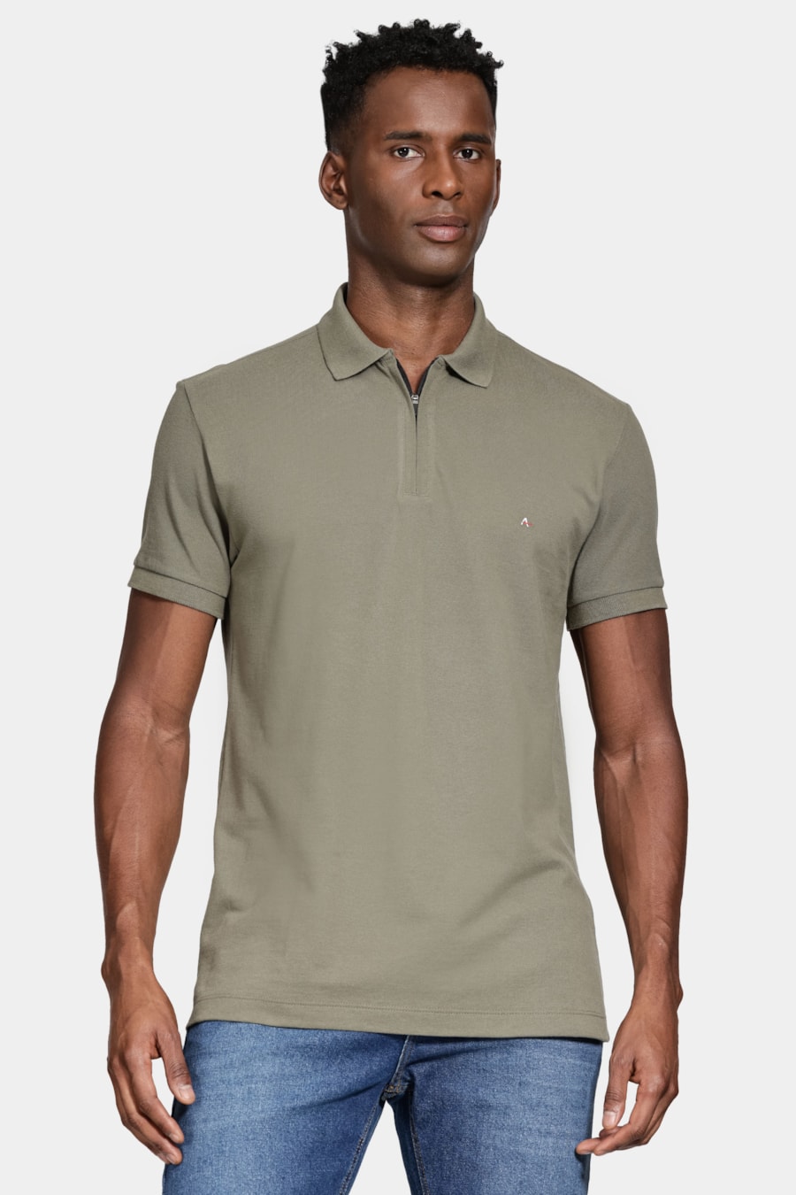 Polo Manga Curta Piquet Com Zíper Verde Militar — foto 1 de 5