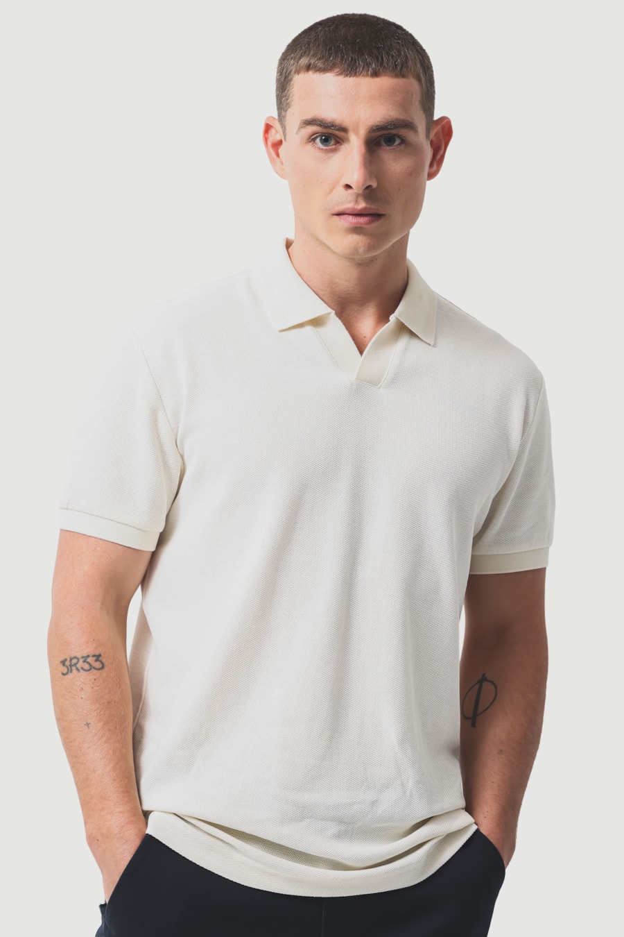 Polo Manga Curta Piquet Favo Off White — foto 1 de 6