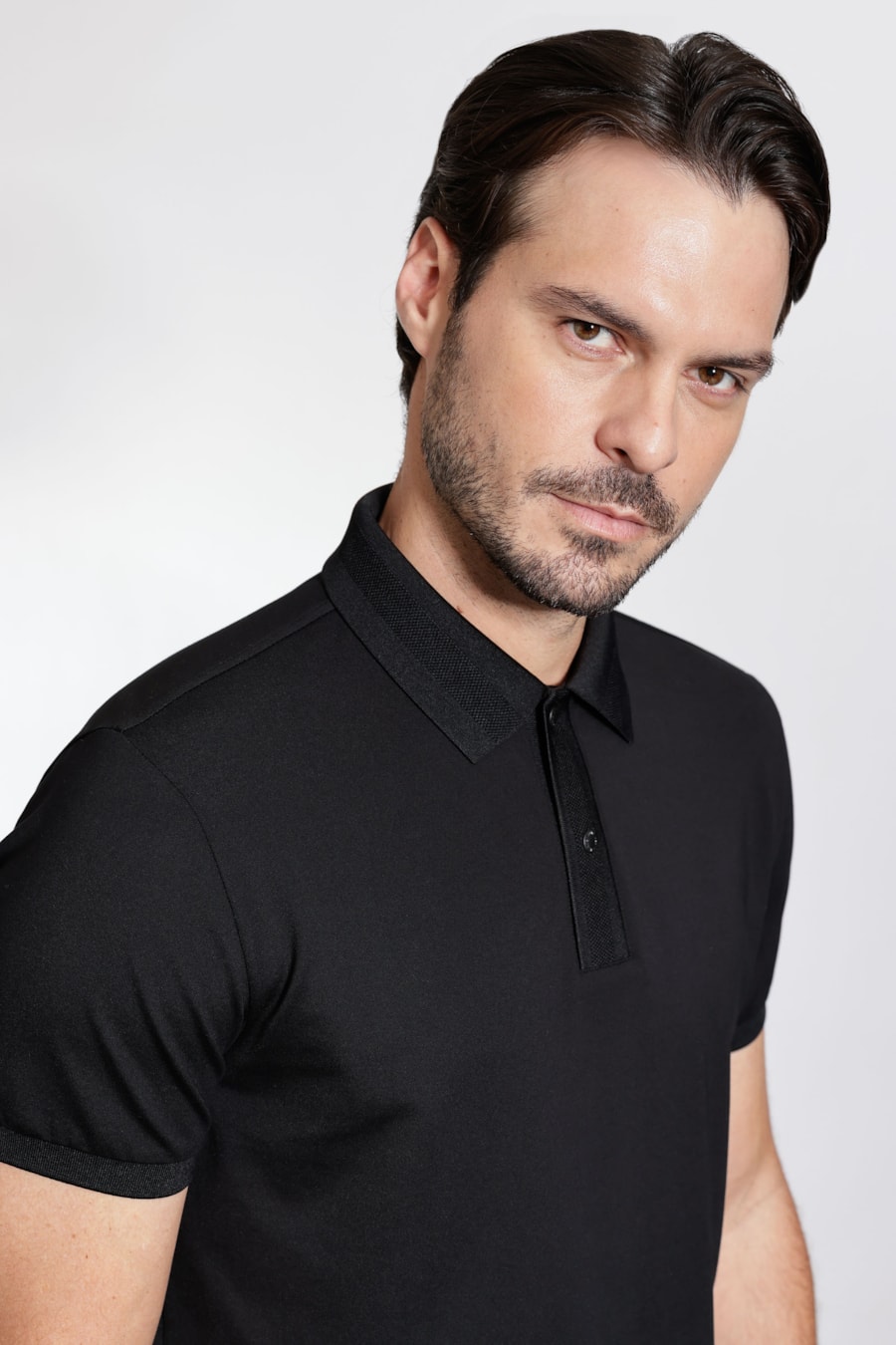 Polo Manga Curta Piquet Silk Tech Preto — foto 3 de 5