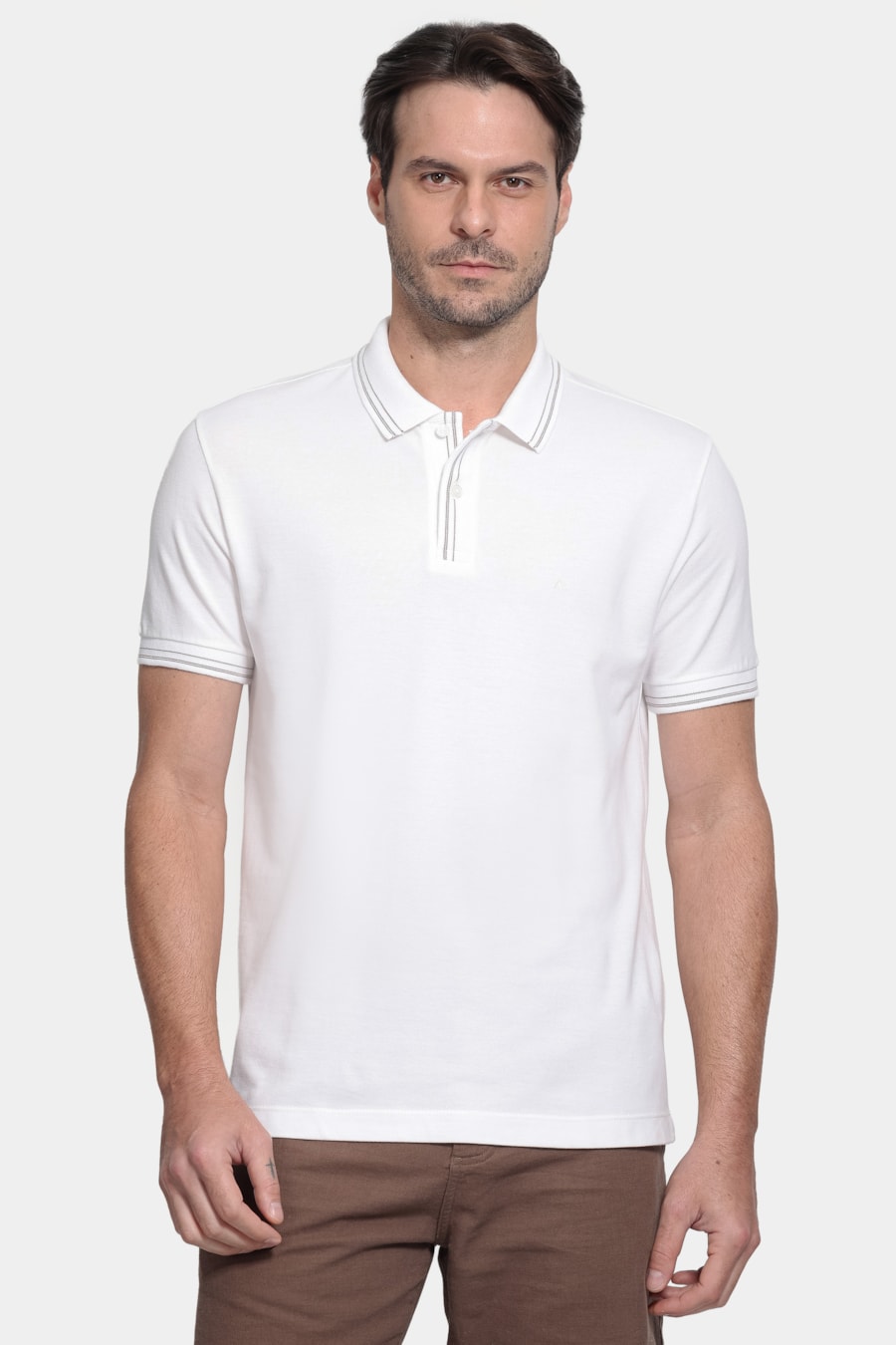 Polo Manga Curta Piquet Tres Frisos Off White — foto 1 de 5