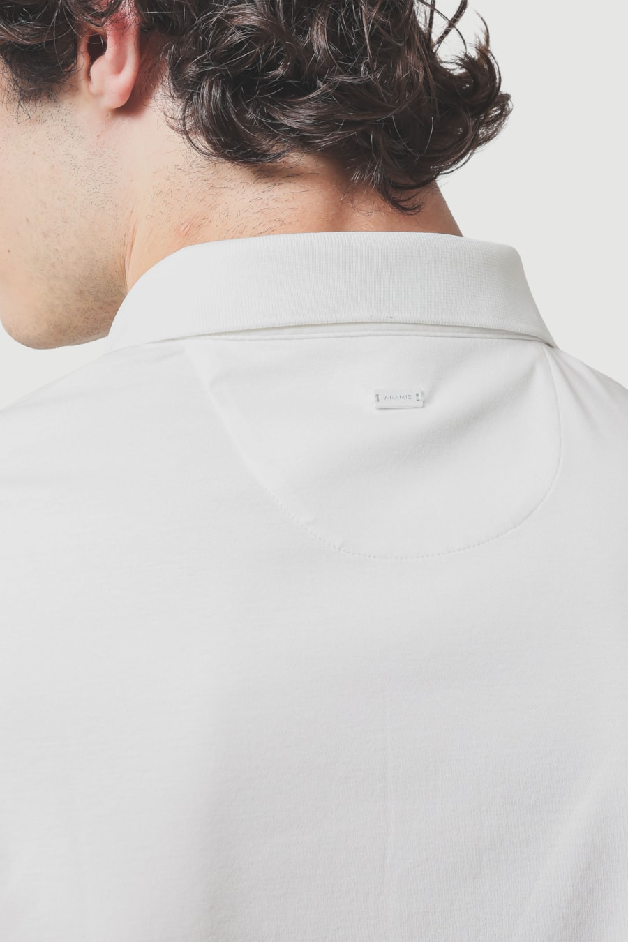 Polo Manga Curta Silk Blend Modal Off White — foto 4 de 6
