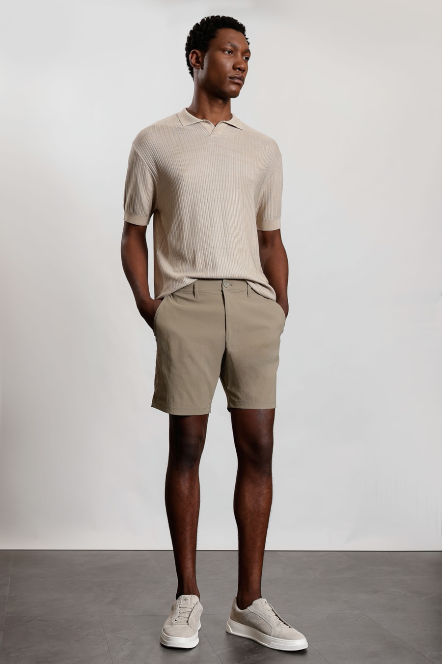 Polo Manga Curta Tricot Rib Rayon Camel — foto 2 de 6