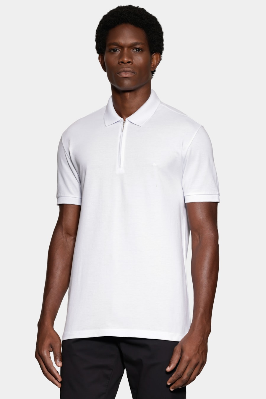 Polo Manga Curta Ziper Piquet Simples Branco — foto 1 de 5
