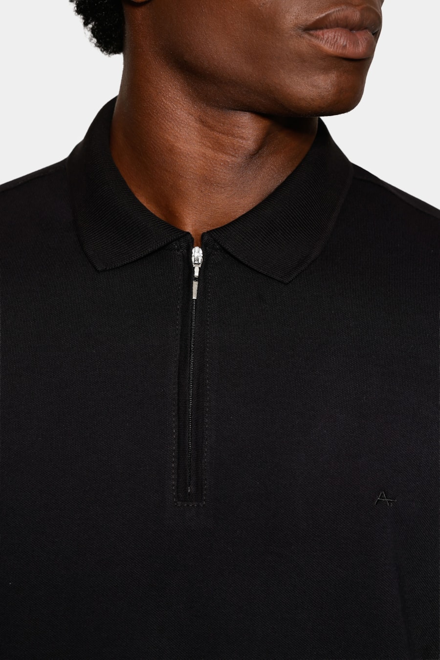 Polo Manga Curta Ziper Piquet Simples Preto — foto 3 de 5