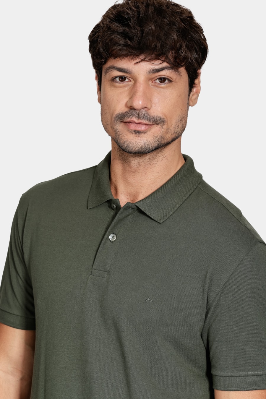 Polo Piquet Algodão Básico Manga Curta Verde Militar — foto 3 de 5