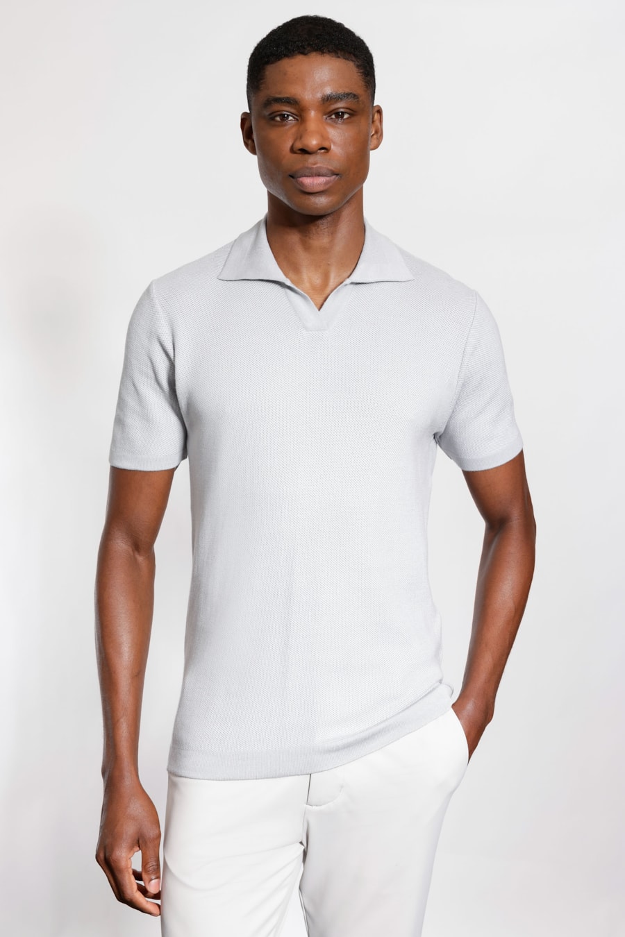Polo Tricot Manga Curta Texturizada Cinza — foto 1 de 5