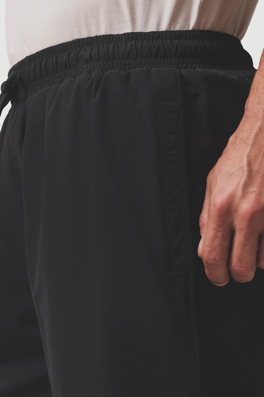 Short Poliamida Texture Com Elastano Preto — foto 3 de 7