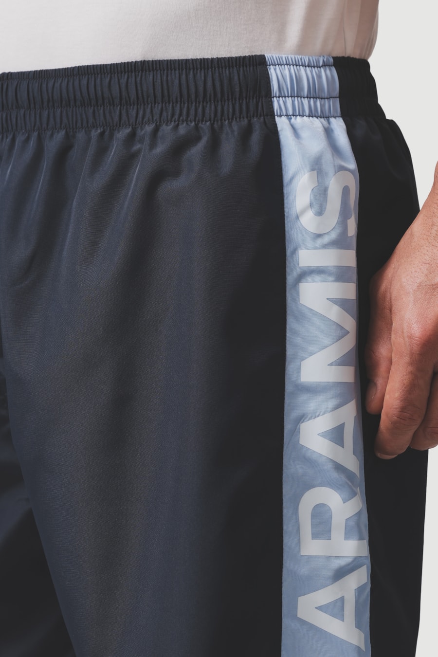 Short Polyester Aramis Marinho — foto 3 de 5