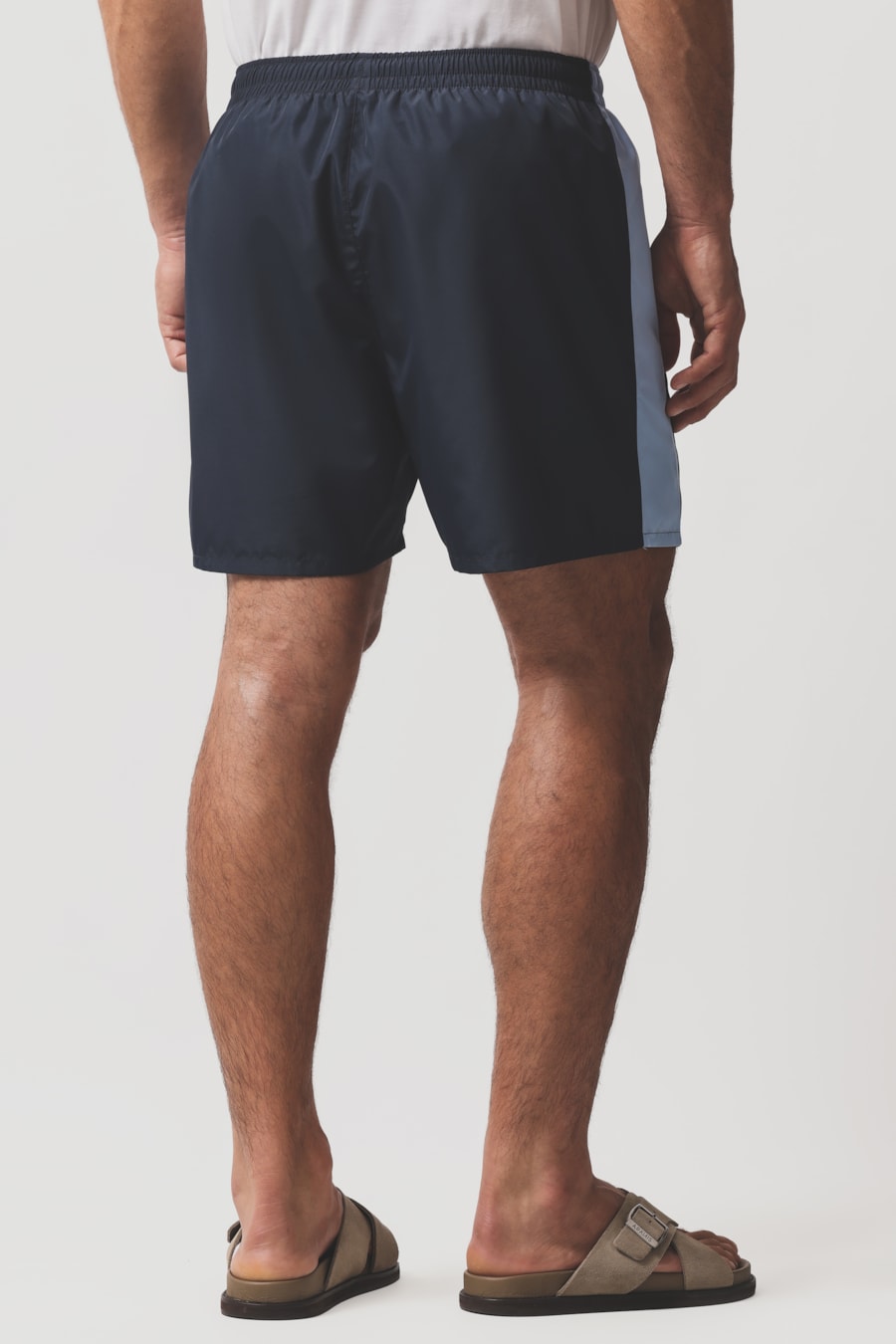Short Polyester Aramis Marinho — foto 4 de 5
