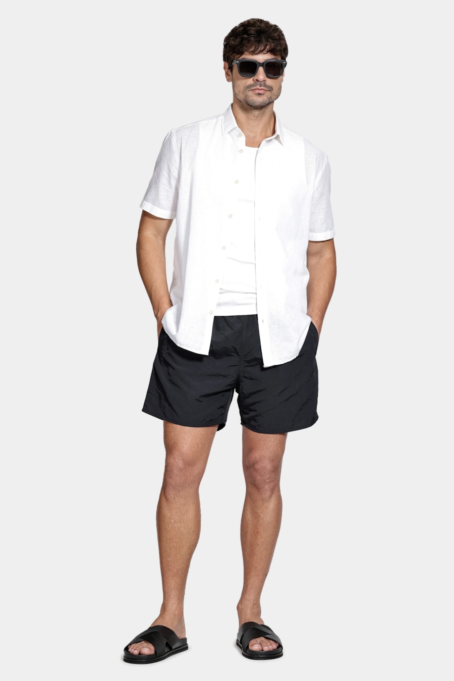 Shorts de Elástico Básico Color Preto — foto 2 de 9