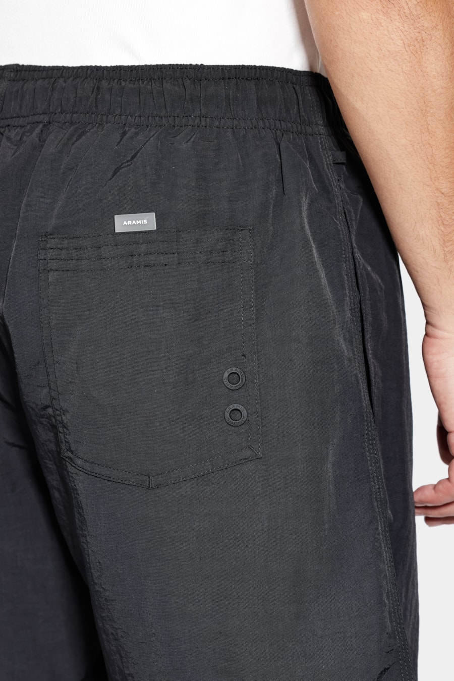 Shorts de Elástico Básico Color Preto — foto 4 de 9