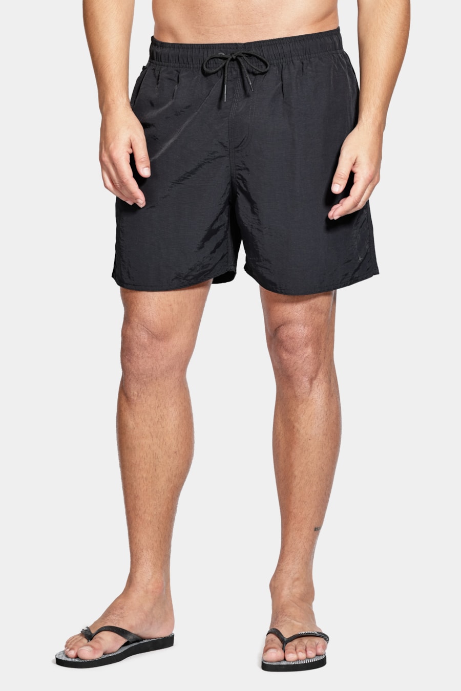 Shorts de Elástico Básico Color Preto — foto 6 de 9