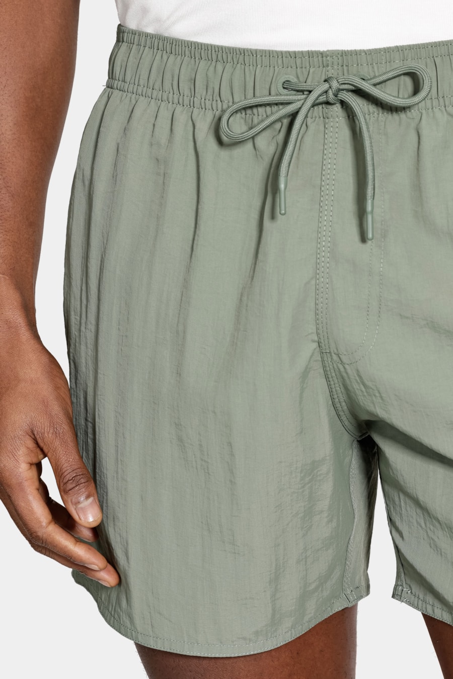 Shorts de Elástico Básico Color Verde Claro — foto 3 de 10