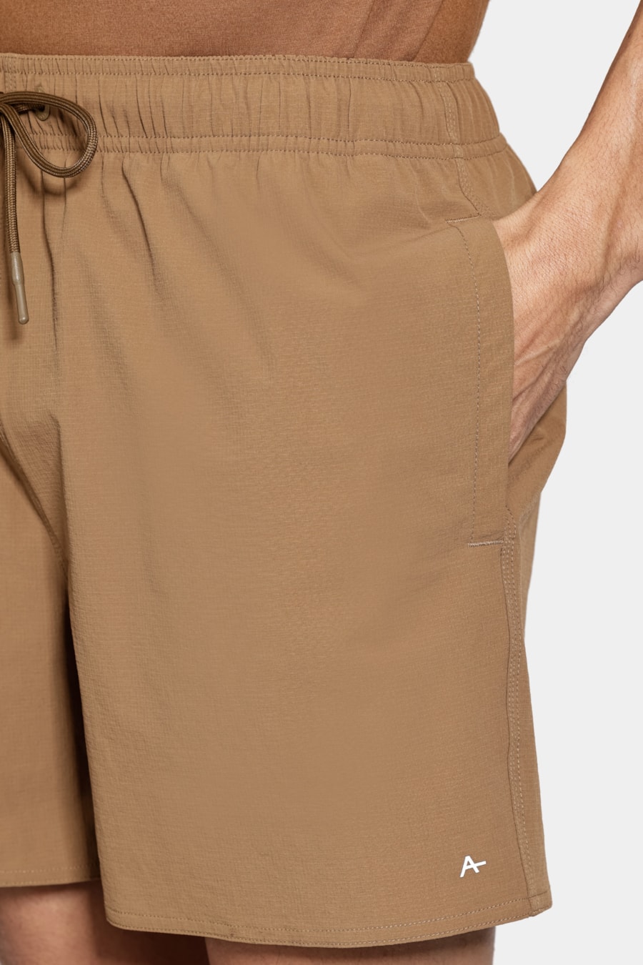 Shorts de Elástico Liso Maquinetado Cáqui — foto 3 de 8