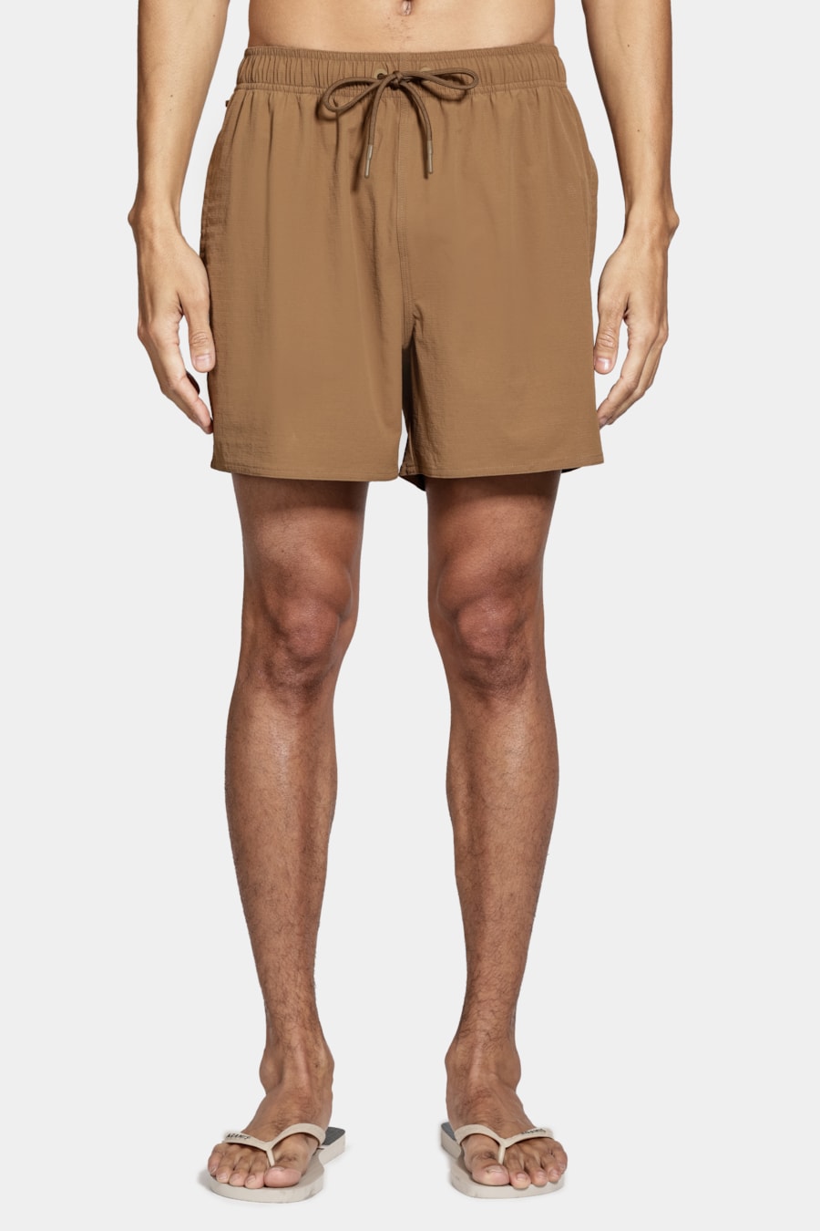 Shorts de Elástico Liso Maquinetado Cáqui — foto 6 de 8