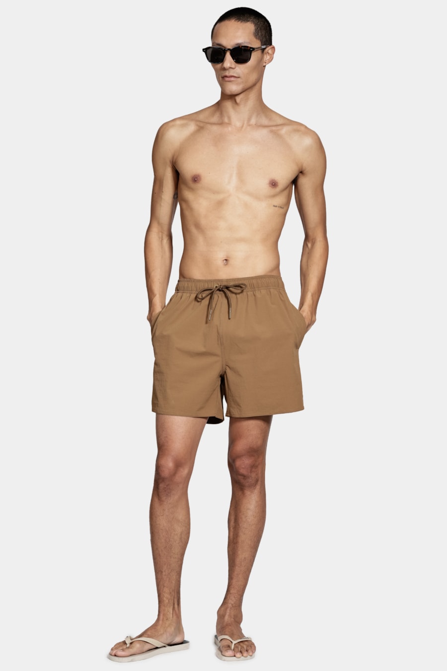 Shorts de Elástico Liso Maquinetado Cáqui — foto 7 de 8