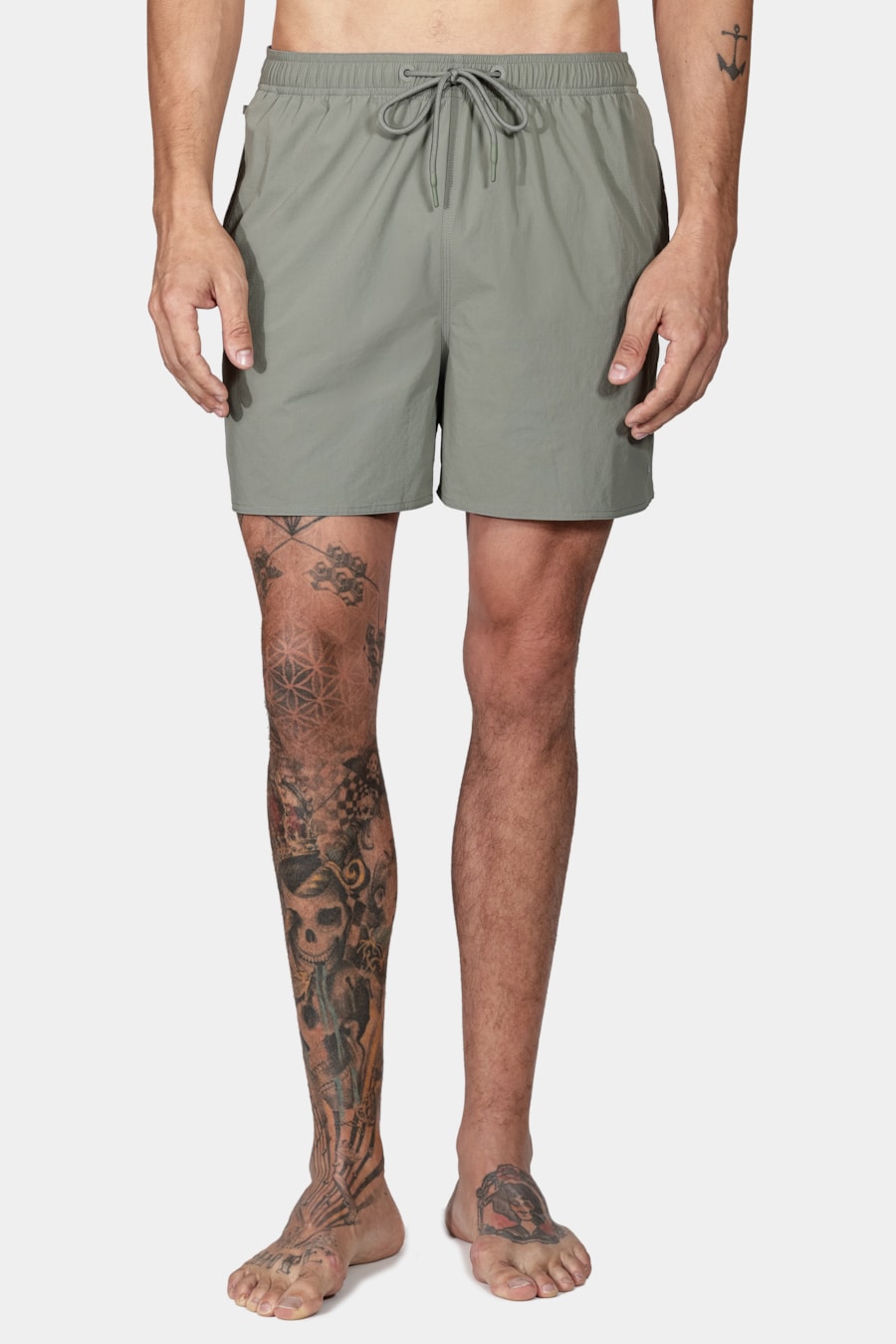 Shorts de Elástico Liso Maquinetado Verde Militar — foto 6 de 8