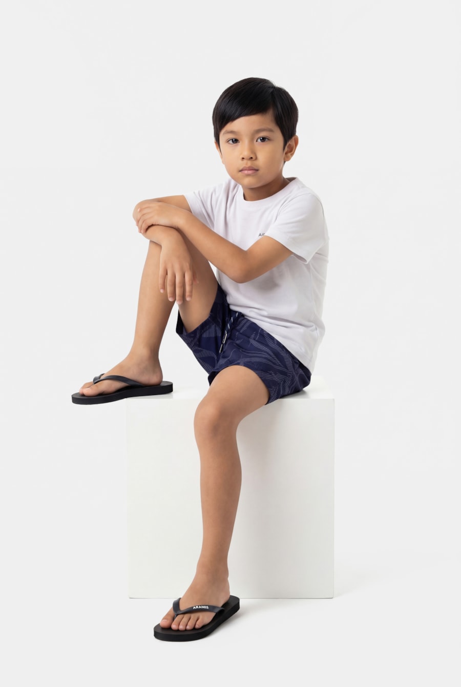 Shorts Infantil Full Estampa Folhagem Marinho — foto 2 de 4