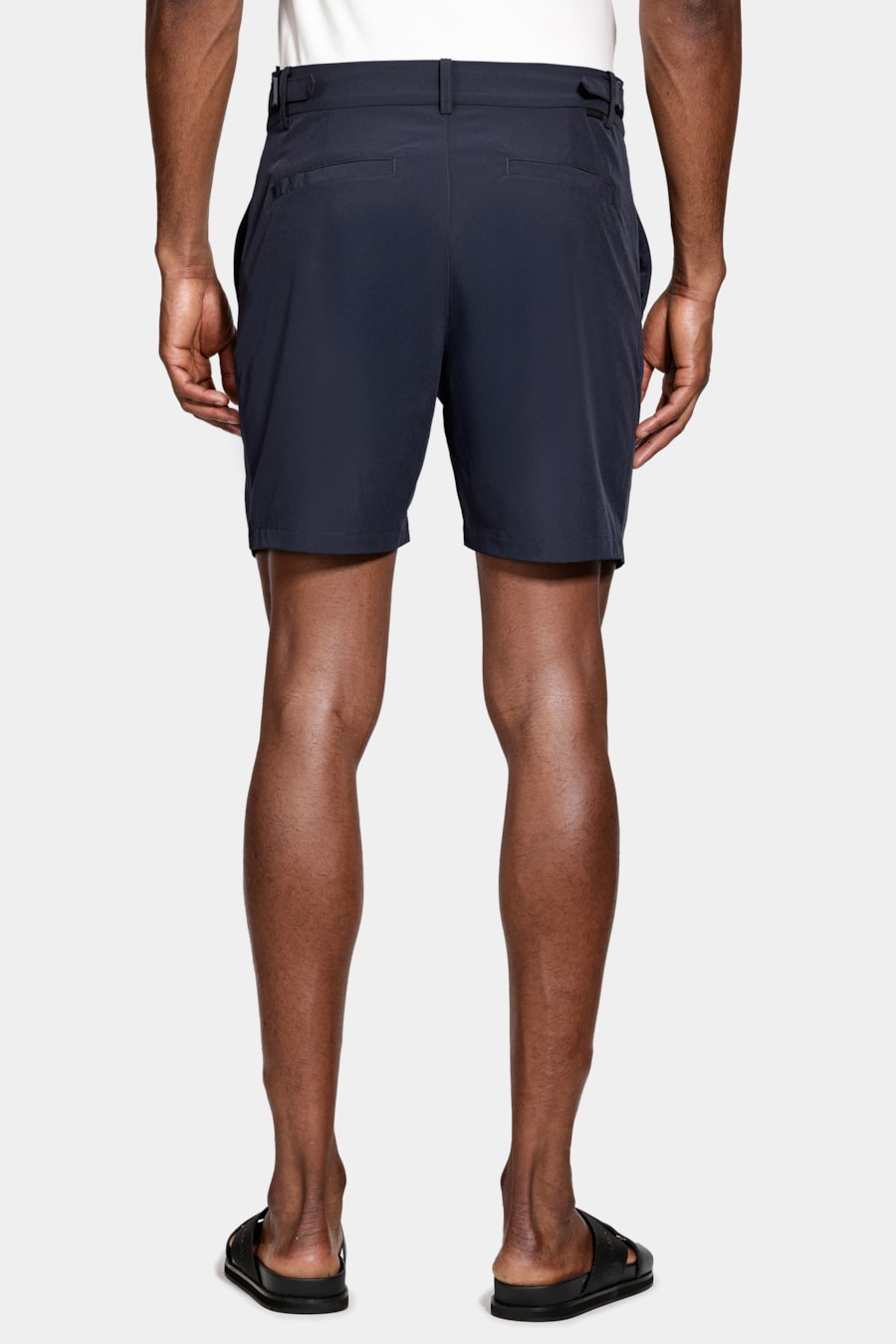 Shorts Tecnológico Com Fivela Marinho — foto 5 de 9