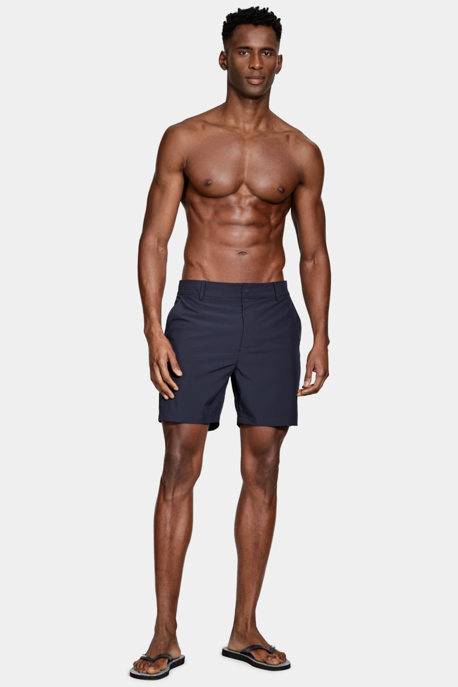 Shorts Tecnológico Com Fivela Marinho — foto 7 de 9