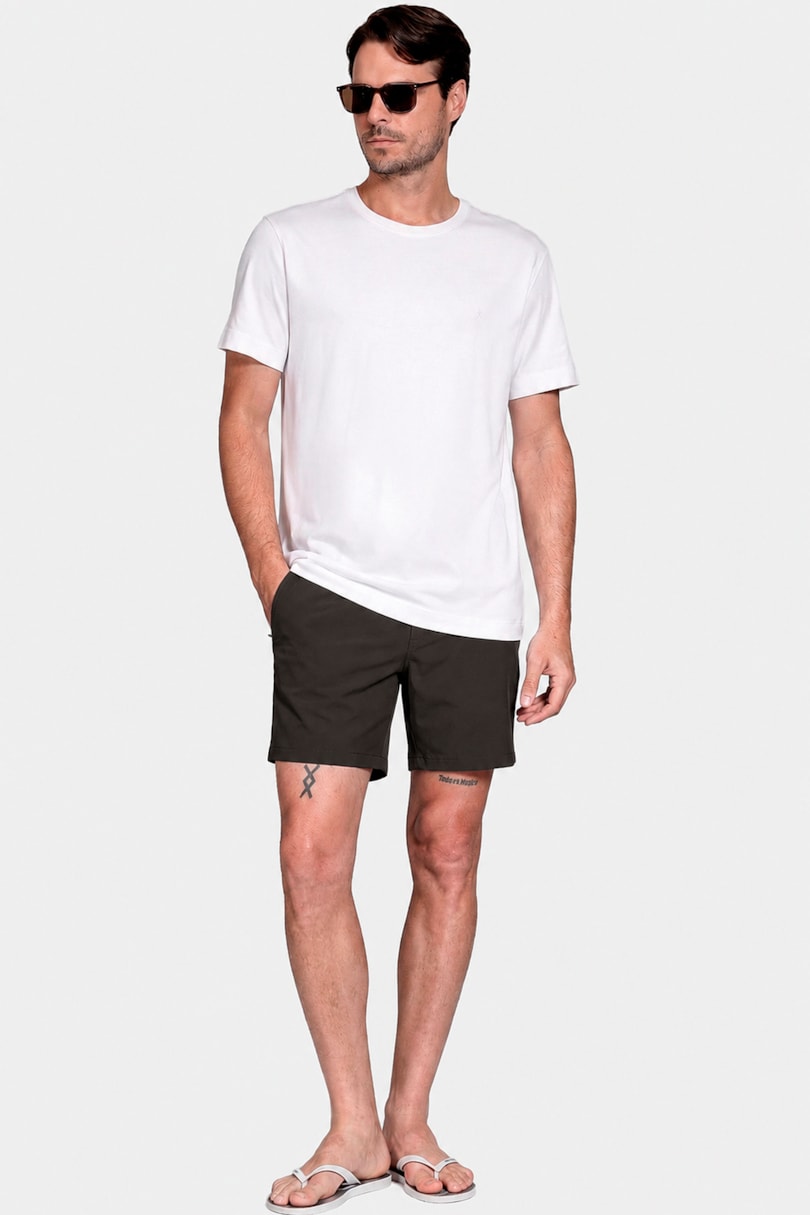 Shorts Tecnológico Com Fivela Verde