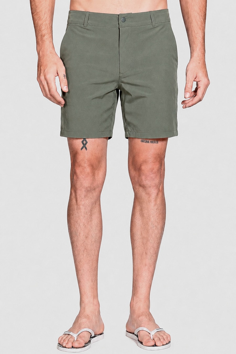 Shorts Tecnológico Com Fivela Verde Militar — foto 6 de 8