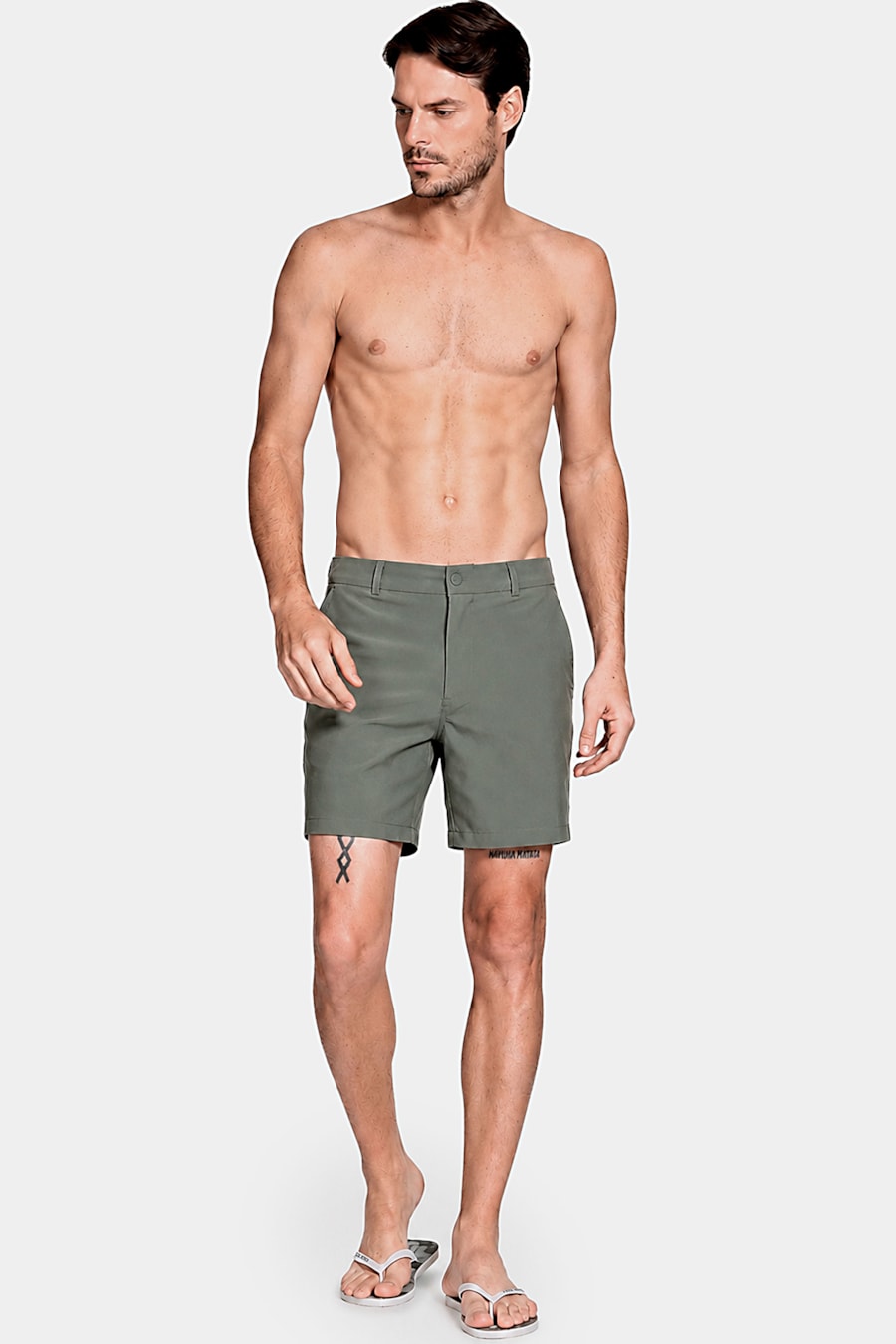 Shorts Tecnológico Com Fivela Verde Militar — foto 7 de 8