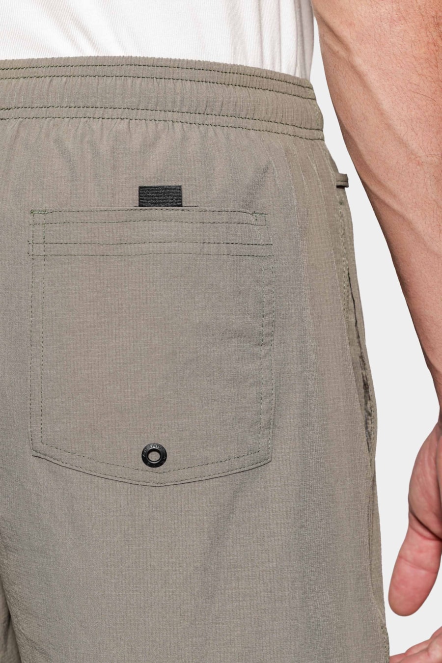 Shorts Water Repellent Verde Militar — foto 5 de 10