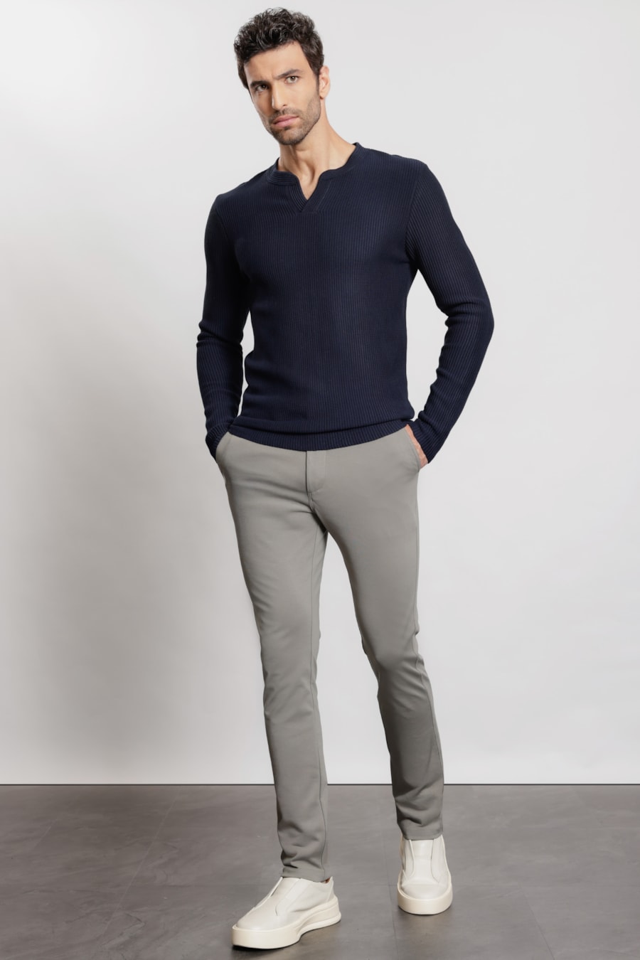 Suéter de Tricot Henley Marinho Escuro — foto 2 de 7