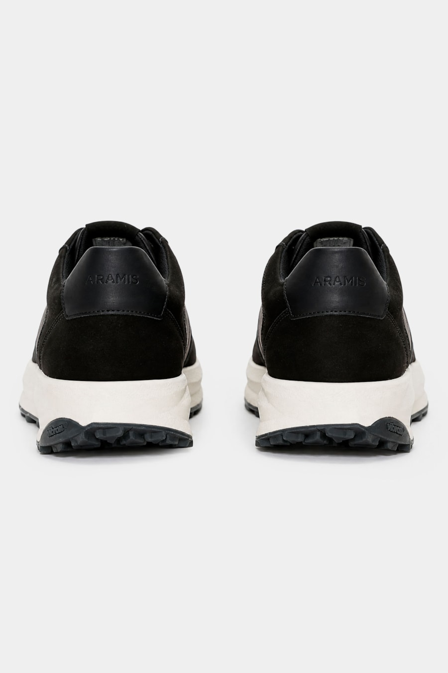 Tênis Aramis Vibram Preto Com Preto — foto 4 de 6