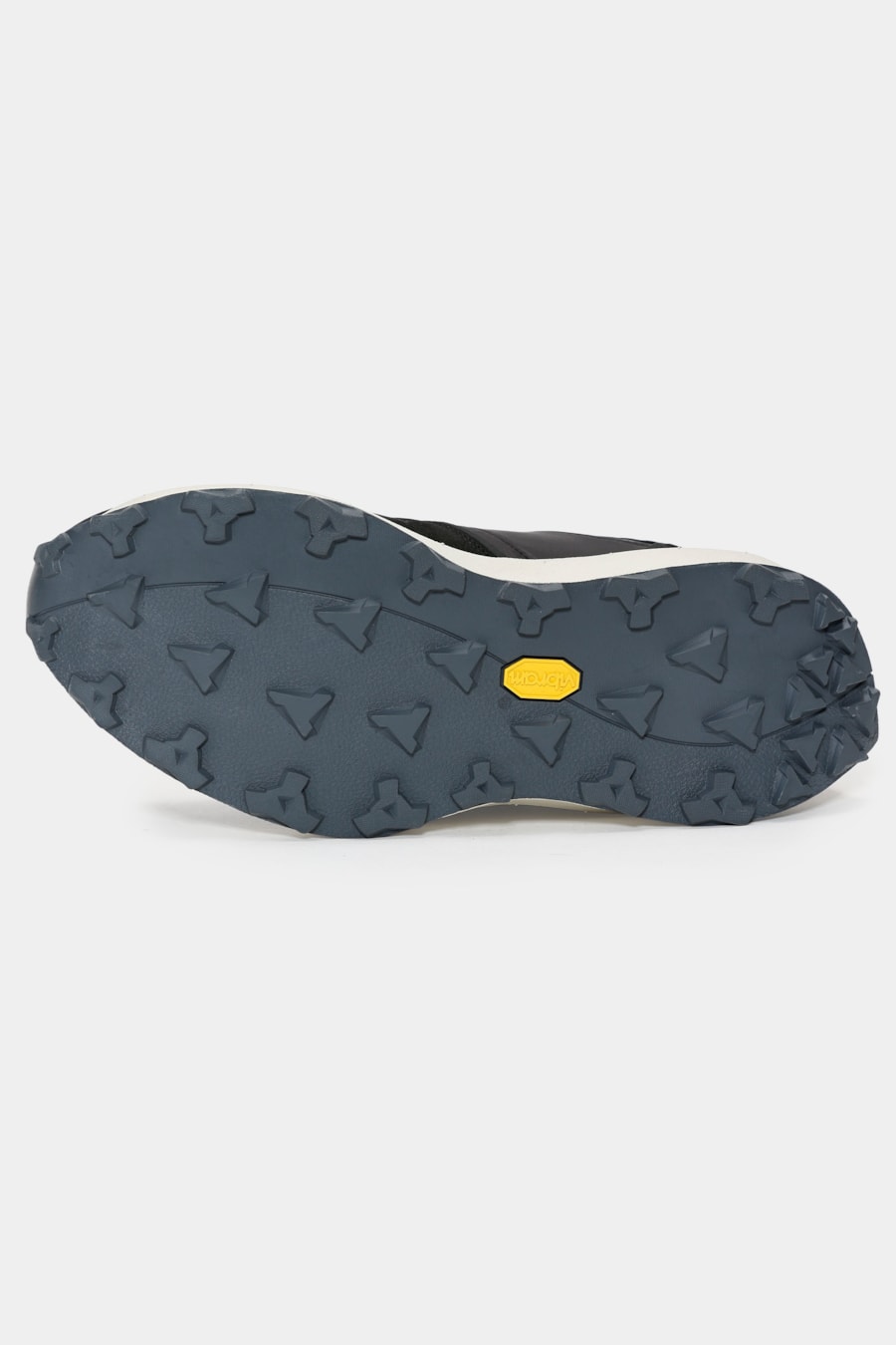 Tênis Aramis Vibram Preto Com Preto — foto 6 de 6