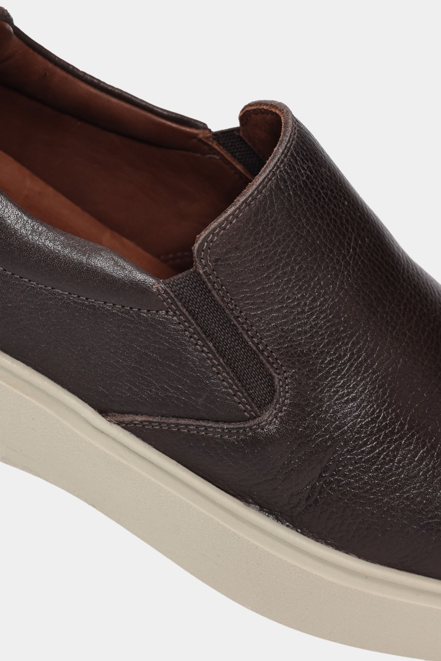 Tênis Aramis Vista Slip On Cafe — foto 5 de 6